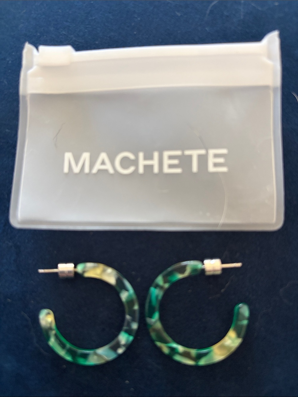 🪲Machete Green Marbled Hoop Earrings